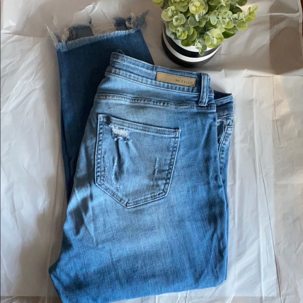 Chic Soul Ripped Jeans (Ms. Cello)